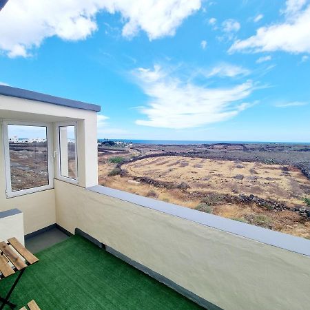 Apartamento En Mala Con Vista Al Mar Bagian luar foto
